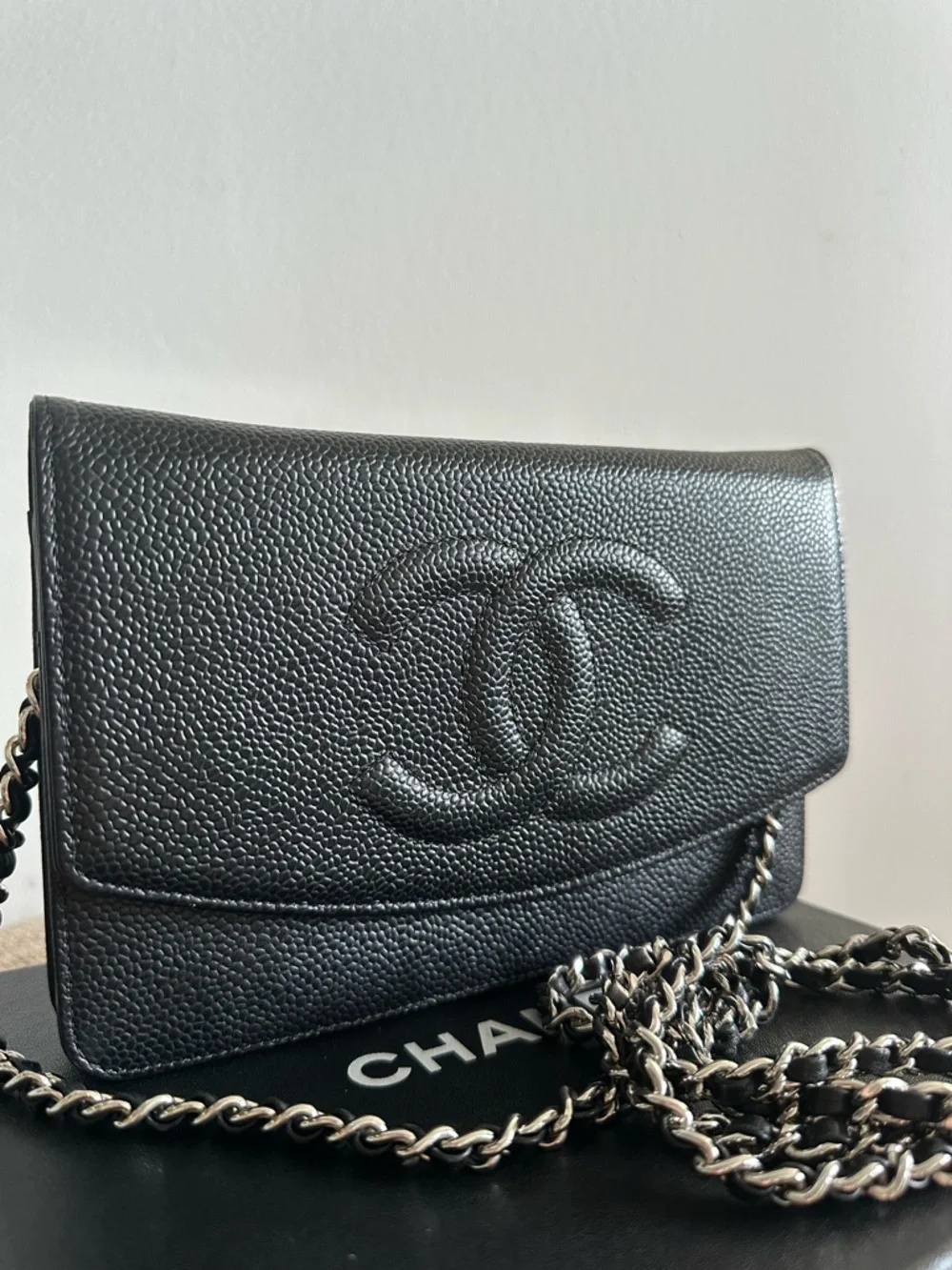 CHANEL Caviar Leather Crossbody Wallet with Silver Chain